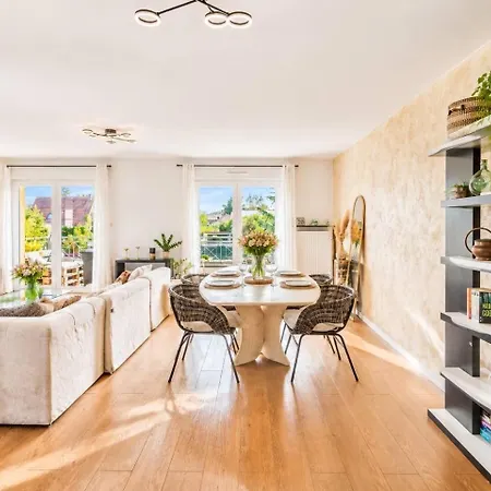 Euro Basel Airport Appartment, 5 Pers, With Terrace, Free Parking, Appartement *